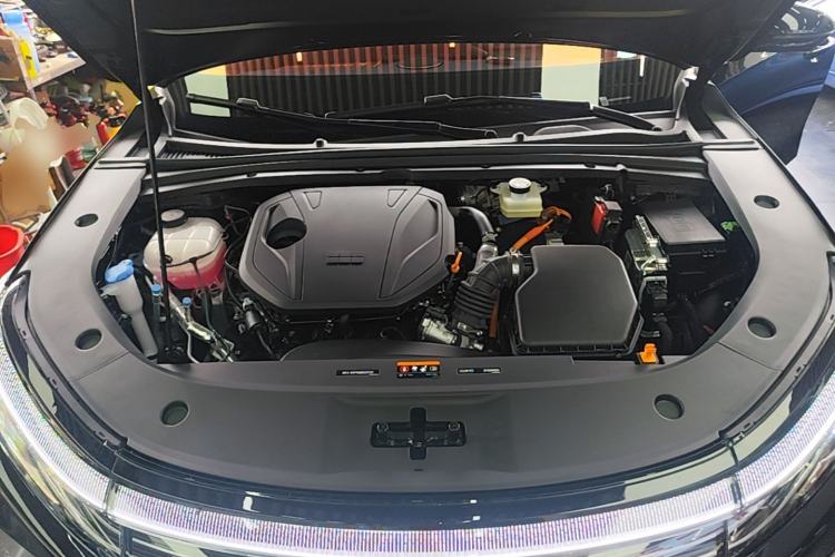 Used Geely Galaxy A7 2025 Model EM-i 150km Prestige Edition Engine Bay