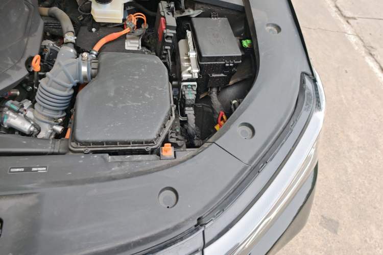Used Geely Galaxy A7 2025 Model EM-i 150km Starship Edition Engine Bay Left
