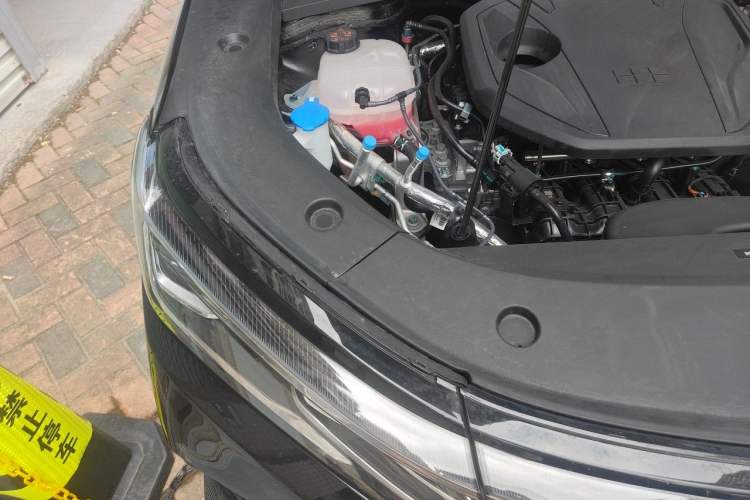 Used Geely Galaxy A7 2025 Model EM-i 150km Exploration+ Edition Engine Bay Right