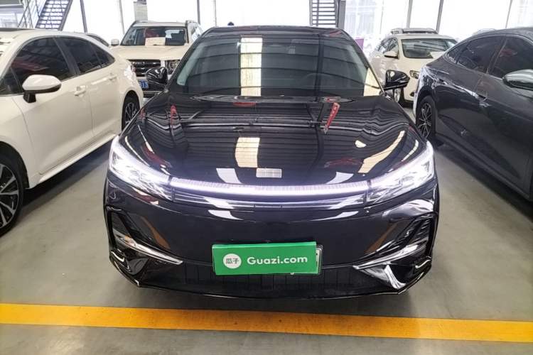 Used Geely Galaxy A7 2025 Model EM-i 70km Luxury Edition Front