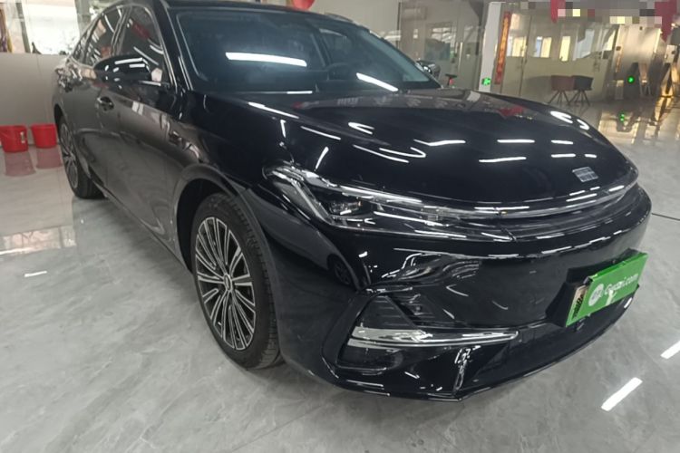 Used Geely Galaxy A7 2025 Model EM-i 150km Starship Edition Front Right 45 Deg