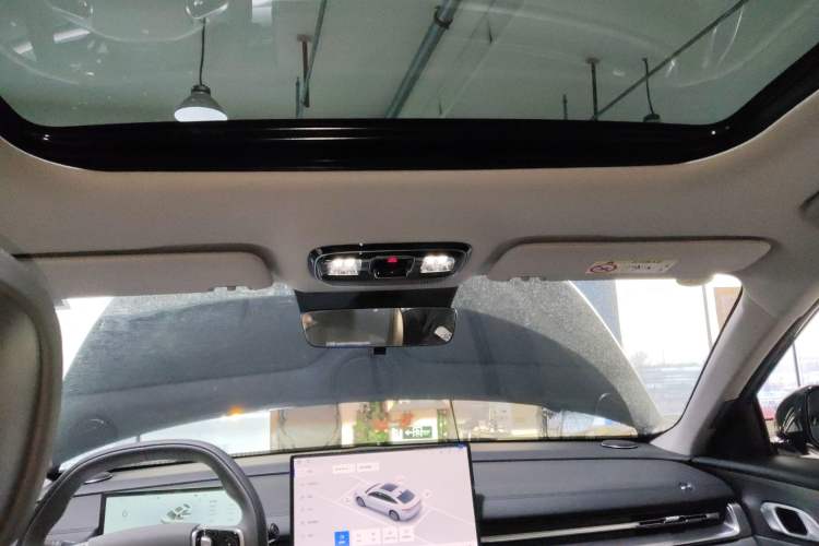 Used Geely Galaxy A7 2025 Model EM-i 150km Prestige Edition Headliner