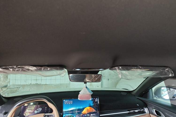 Used Geely Galaxy A7 2025 Model EM-i 70km Luxury Edition Headliner