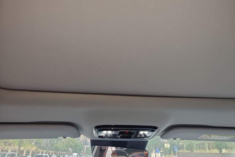 Used Geely Galaxy A7 2025 Model EM-i 150km Starship Edition Headliner