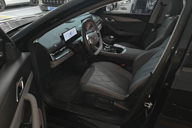 Used Geely Galaxy A7 2025 Model EM-i 70km Luxury Edition Left Front Seat