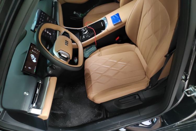 Used Geely Galaxy A7 2025 Model EM-i 150km Prestige Edition Left Front Seat