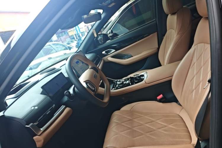 Used Geely Galaxy A7 2025 Model EM-i 150km Starship Edition Left Front Seat