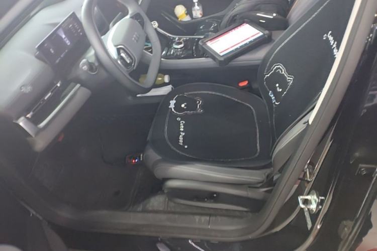 Used Geely Galaxy A7 2025 Model EM-i 150km Exploration+ Edition Left Front Seat