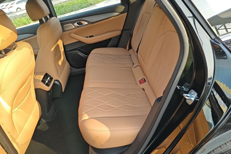Used Geely Galaxy A7 2025 Model EM-i 150km Prestige Edition Left Rear Seat