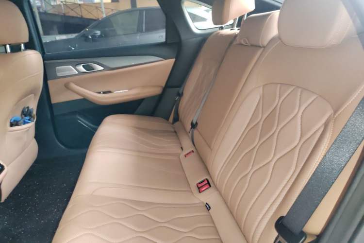 Used Geely Galaxy A7 2025 Model EM-i 150km Prestige Edition Left Rear Seat