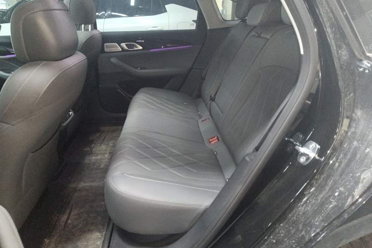Used Geely Galaxy A7 2025 Model EM-i 150km Starship Edition Left Rear Seat
