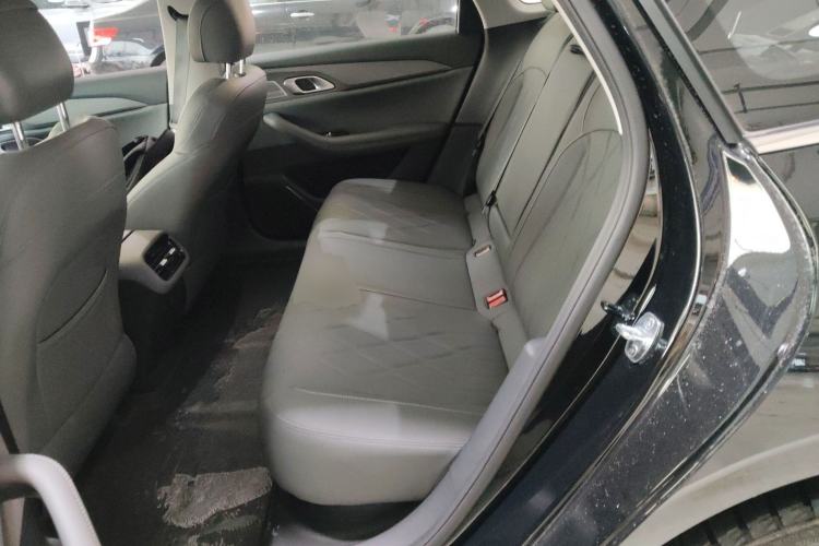 Used Geely Galaxy A7 2025 Model EM-i 150km Prestige Edition Left Rear Seat