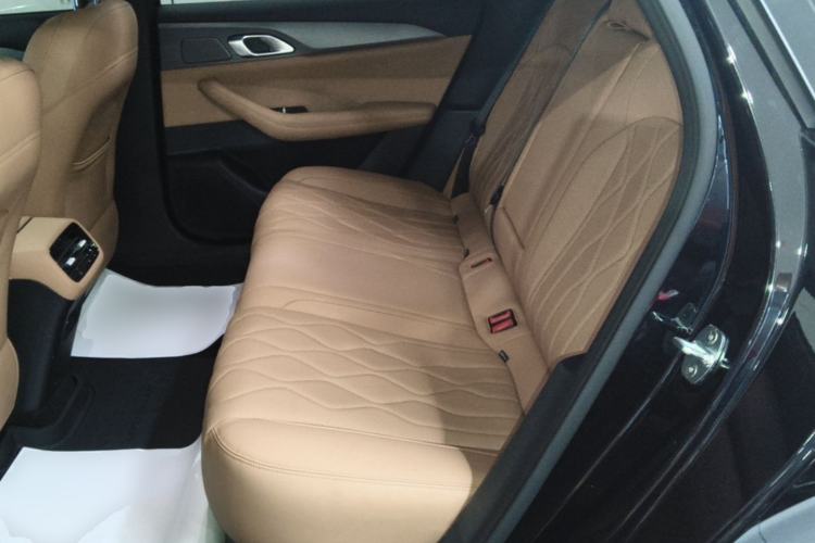 Used Geely Galaxy A7 2025 Model EM-i 70km Luxury Edition Left Rear Seat