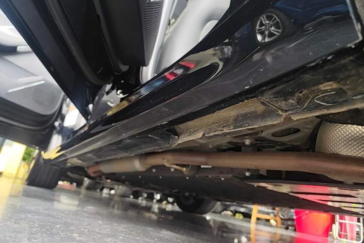 Used Geely Galaxy A7 2025 Model EM-i 150km Prestige Edition Left Side Sill