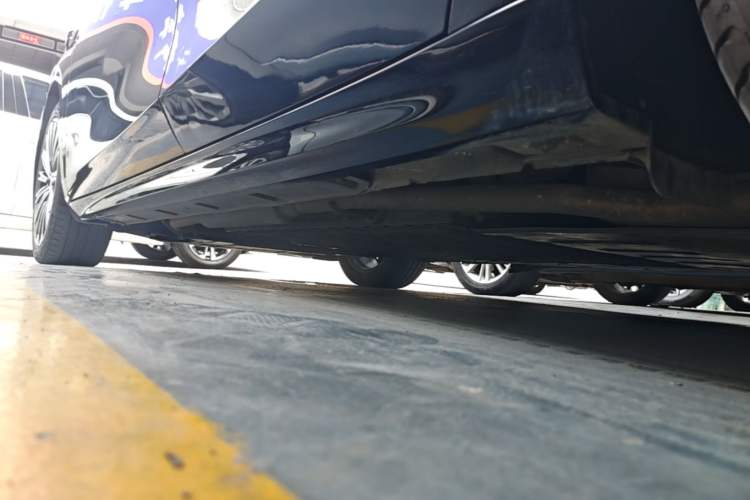 Used Geely Galaxy A7 2025 Model EM-i 150km Starship Edition Left Side Sill