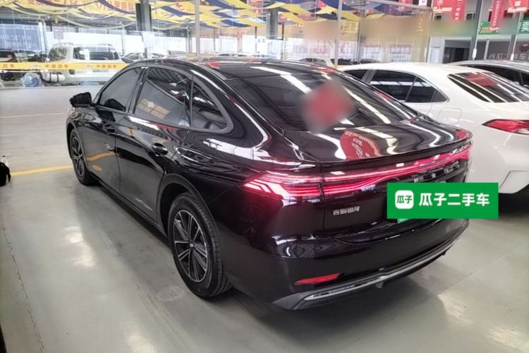 Used Geely Galaxy A7 2025 Model EM-i 70km Luxury Edition Rear Left 45 Deg