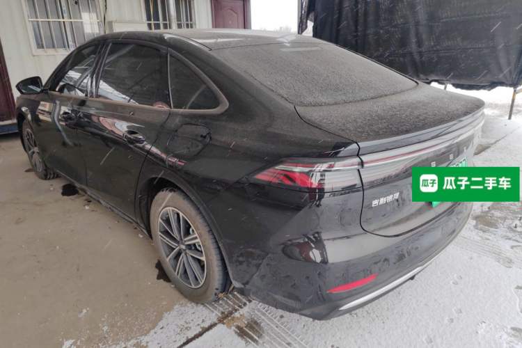 Used Geely Galaxy A7 2025 Model EM-i 70km Luxury Edition Rear Left 45 Deg