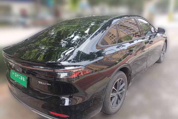 Used Geely Galaxy A7 2025 Model EM-i 70km Luxury Edition Rear Right 45 Deg