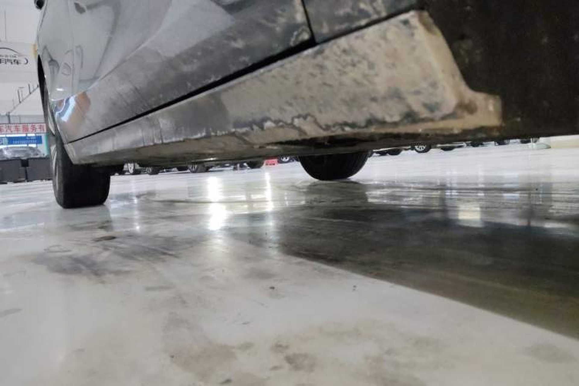 Used Geely Galaxy A7 2025 Model EM-i 150km Prestige Edition Right Side Sill