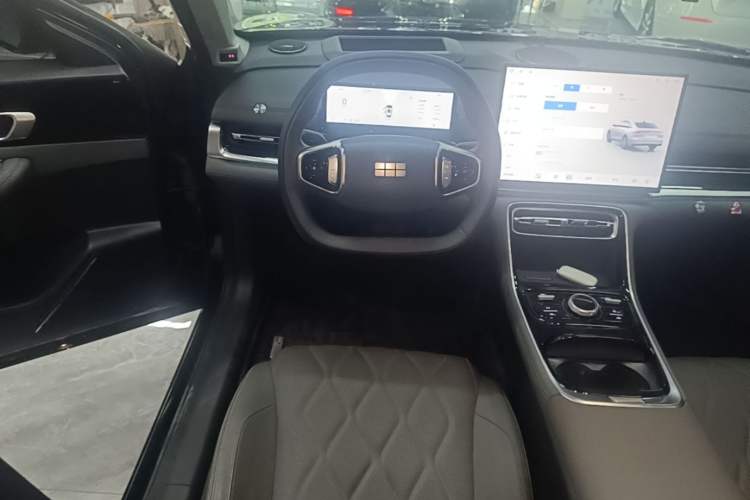 Used Geely Galaxy A7 2025 Model EM-i 150km Starship Edition Steering Wheel