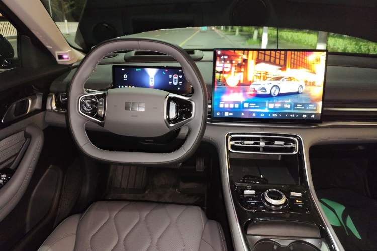 Used Geely Galaxy A7 2025 Model EM-i 150km Exploration+ Edition Steering Wheel