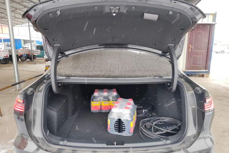 Used Geely Galaxy A7 2025 Model EM-i 70km Luxury Edition Trunk