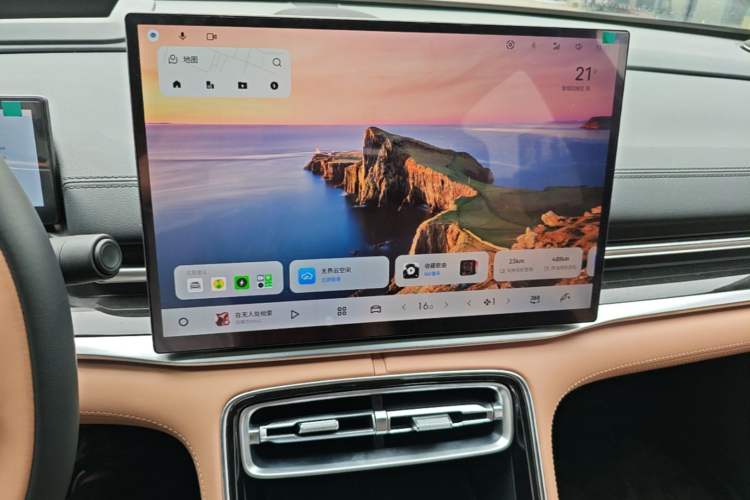 Used Geely Galaxy A7 2025 Model EM-i 150km Starship Edition Audio And AC Panel