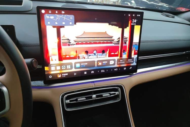 Used Geely Galaxy A7 2025 Model EM-i 150km Starship Edition Audio And AC Panel