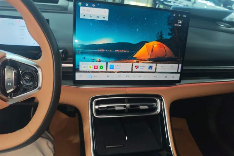 Used Geely Galaxy A7 2025 Model EM-i 150km Starship Edition Audio And AC Panel
