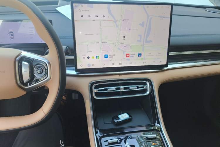 Used Geely Galaxy A7 2025 Model EM-i 150km Starship Edition Audio And AC Panel