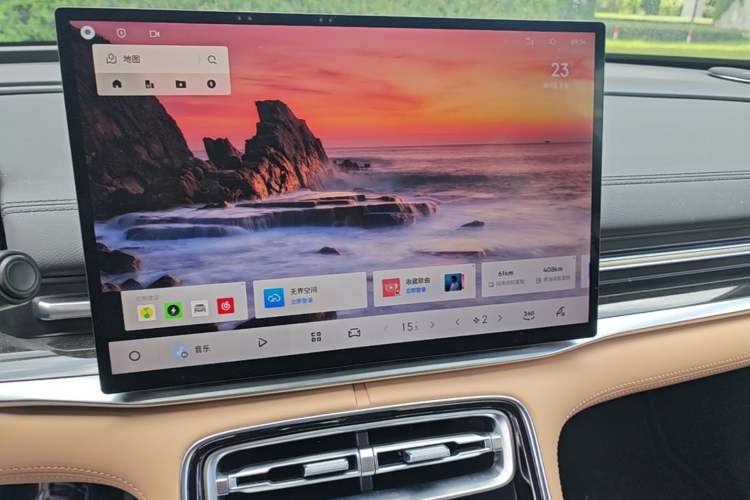 Used Geely Galaxy A7 2025 Model EM-i 150km Starship Edition Audio And AC Panel