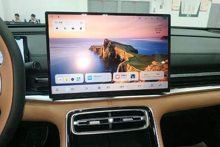 Used Geely Galaxy A7 2025 Model EM-i 150km Exploration+ Edition Audio And AC Panel