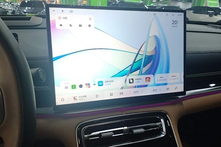 Used Geely Galaxy A7 2025 Model EM-i 150km Starship Edition Audio And AC Panel