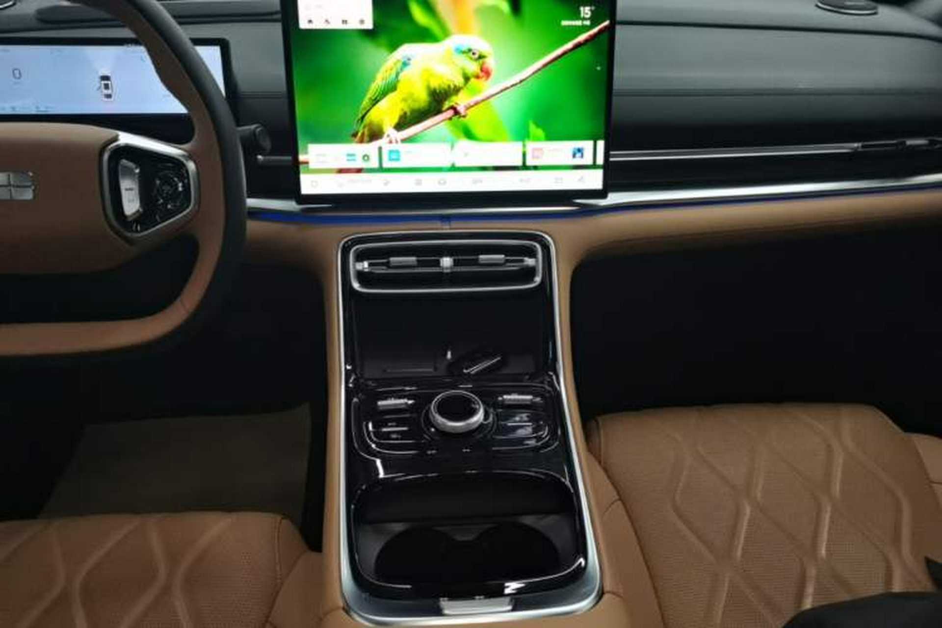 Used Geely Galaxy A7 2025 Model EM-i 150km Starship Edition Audio And AC Panel