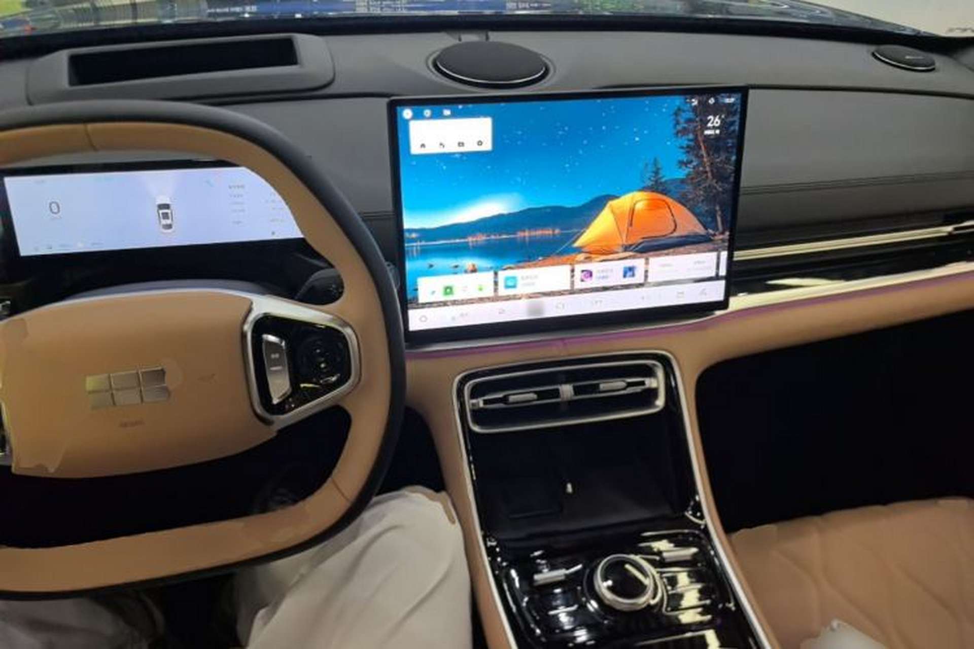 Used Geely Galaxy A7 2025 Model EM-i 150km Starship Edition Center Console