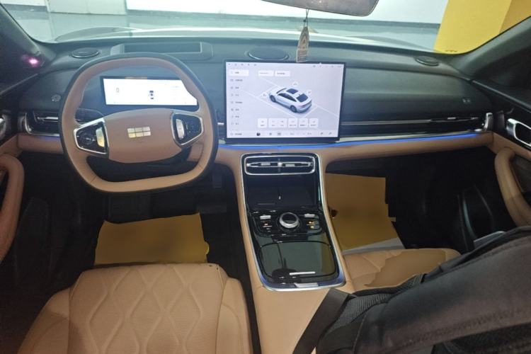 Used Geely Galaxy A7 2025 Model EM-i 150km Starship Edition Center Console