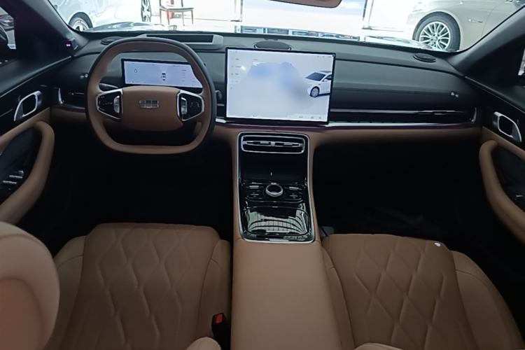 Used Geely Galaxy A7 2025 Model EM-i 150km Starship Edition Center Console