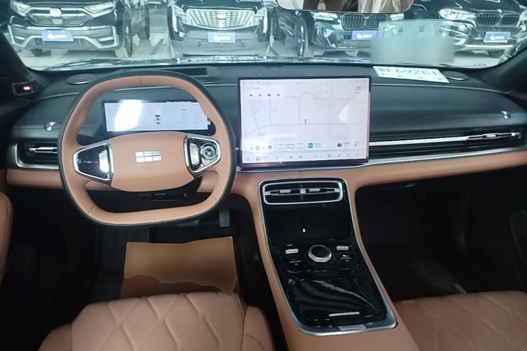 Used Geely Galaxy A7 2025 Model EM-i 150km Starship Edition Center Console