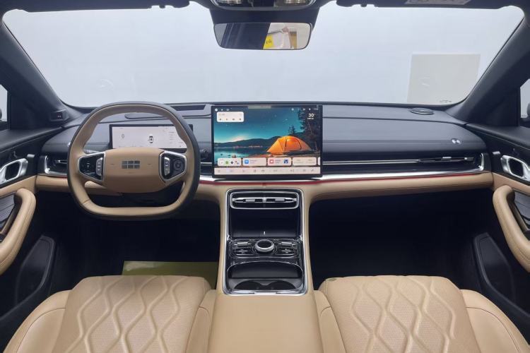 Used Geely Galaxy A7 2025 Model EM-i 150km Starship Edition Center Console