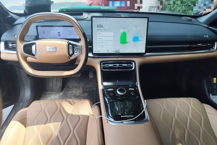 Used Geely Galaxy A7 2025 Model EM-i 150km Starship Edition Center Console