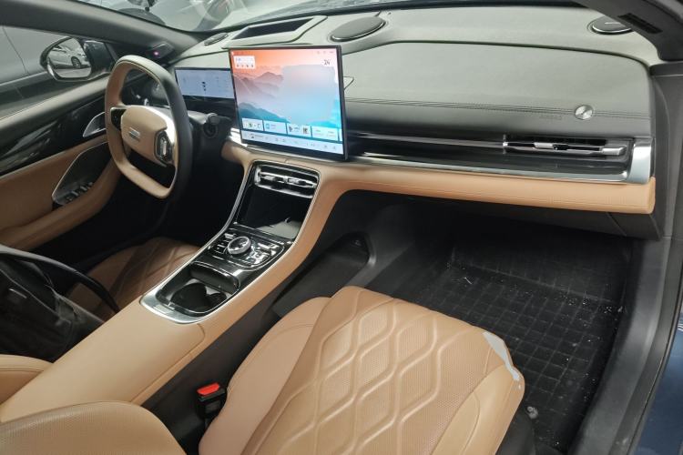 Used Geely Galaxy A7 2025 Model EM-i 150km Starship Edition Center Console