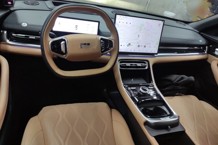 Used Geely Galaxy A7 2025 Model EM-i 150km Starship Edition Center Console