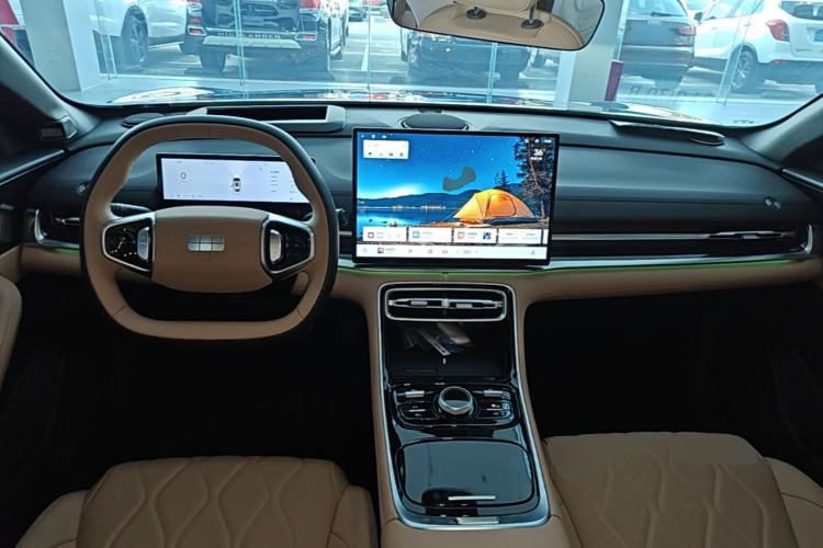 Used Geely Galaxy A7 2025 Model EM-i 150km Starship Edition Center Console
