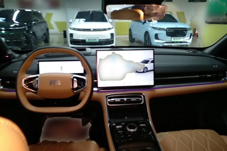 Used Geely Galaxy A7 2025 Model EM-i 150km Starship Edition Center Console