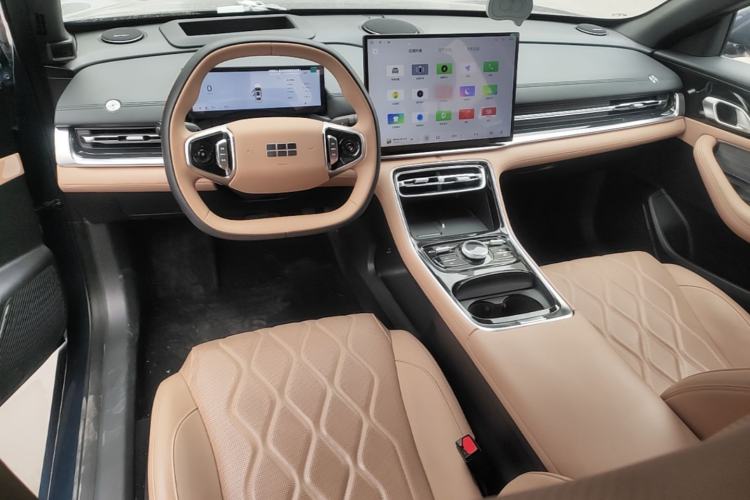 Used Geely Galaxy A7 2025 Model EM-i 150km Starship Edition Center Console