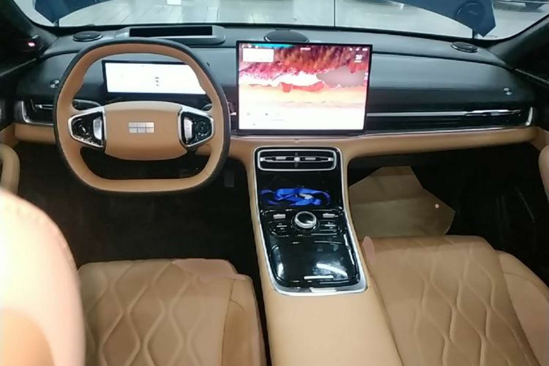 Used Geely Galaxy A7 2025 Model EM-i 150km Starship Edition Center Console