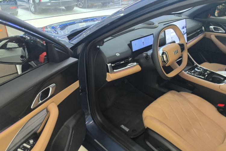 Used Geely Galaxy A7 2025 Model EM-i 150km Starship Edition Driver Seat