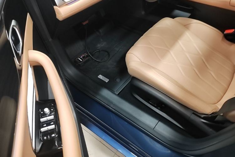 Used Geely Galaxy A7 2025 Model EM-i 150km Starship Edition Driver Seat