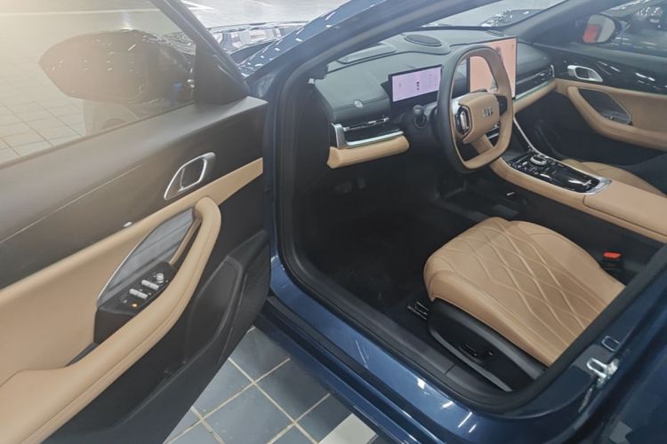Used Geely Galaxy A7 2025 Model EM-i 150km Starship Edition Driver Seat