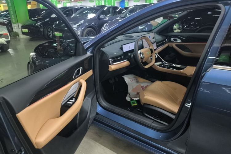 Used Geely Galaxy A7 2025 Model EM-i 150km Starship Edition Driver Seat